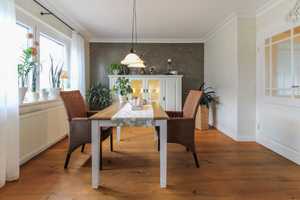 Sanierte Doppelhaushälfte in Lauenstein mit schönem Garten, Vollkeller, Garage und Carports – Hameln-Pyrmont (Kreis) – Vorschaubild 3