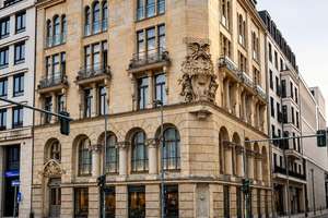 Provisionsfrei: Außergewöhnliche Dachgeschosswohnung mit Blick über Berlin und toller Dach-Terrasse – Die vollständige Adresse der Immobilie erhältst du vom Anbieter., 10117 Mitte (Ortsteil), Berlin – Vorschaubild 1