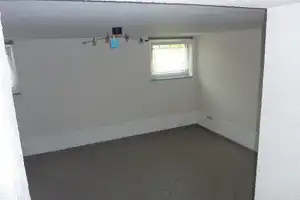 ab sofort: Souterrain im Woogsviertel (Nähe TU Lichtwiese) mit großem Garten: an Studenten*in! – Gundolfstraße 14, 64287 Darmstadt – Vorschaubild 2