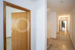 München Laim – Geräumige DHH, mit Garage, 5 Zimmern, 2 Balkonen, Terrasse, Garten – Die vollständige Adresse der Immobilie erhältst du vom Anbieter., 80686 St. Ulrich, München – Vorschaubild 2