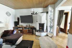 Helles + geräumiges 3-Familienhaus in zentraler + ruhiger Citylage von S-Weilimdorf – Köstlinstraße 14, 70499 Stuttgart – Vorschaubild 2