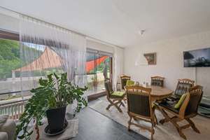 Großzügige 3,5‑Zimmer‑Wohnung mit Terrasse, Ausblick & Garage am Waldrand – Die vollständige Adresse der Immobilie erhältst du vom Anbieter., 75378 Bad Liebenzell – Vorschaubild 2
