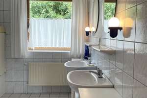 Attraktives Angebot: Einfamilienhaus mit Fotovoltaik in ruhiger Lage auf großem Erbpachtgrundstück! – Die vollständige Adresse der Immobilie erhältst du vom Anbieter., 26419 Schortens – Vorschaubild 15