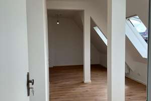 Modernes Dachgeschoss-Apartment mit Aufzug – Stiftstraße 6, 52062 Kaiserplatz, Aachen – Vorschaubild 5