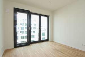 Zuhause in Freiham: Helle 3-Zimmer-Wohnung mit Balkon – Margarete-Vollmar-Str. 2, 81248 Freiham, München – Vorschaubild 4