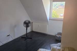 1,5-Zimmer-Wohnung im Dachgeschoss in Saarbrücken – Die vollständige Adresse der Immobilie erhältst du vom Anbieter., 66121 Sankt Johann, Saarbrücken – Vorschaubild 7