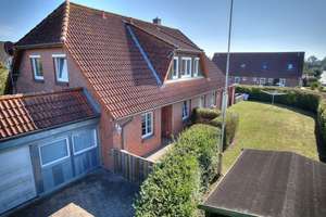 Kapitalanlage in Küstennähe – vermietetes Haus mit zwei Wohneinheiten und neuer Heiztechnik – Die vollständige Adresse der Immobilie erhältst du vom Anbieter., 23775 Großenbrode – Vorschaubild 3