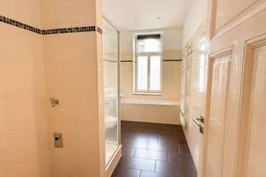 Einbauküche | Dusche und Badewanne | Echtholzparkett - sofort bezugsfrei – Die vollständige Adresse der Immobilie erhältst du vom Anbieter., 4299 Stötteritz, Leipzig – Vorschaubild 8