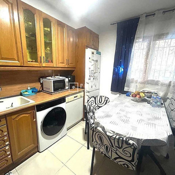 Wohnung in der Gegend von Montserrat. Ideal für Investoren, die nach einer Gelegenheit mit sofortige