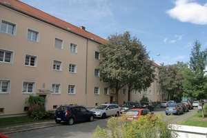 Balkon ins Grüne * Nordstadt * nähe U-bahn – Schmalkaldener Str. 8, 90491 Schoppershof, Nürnberg – Vorschaubild 2
