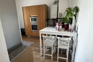 + Eine Großzügige 4 Raum-Jugendstilwohnung auch als represantives Büro nutzbar + – Merseburger Straße 26a, 6667 Weißenfels – Vorschaubild 7