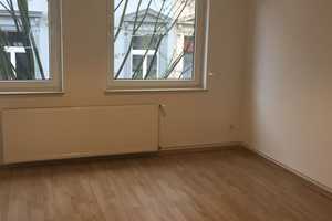 Freundliche und vollständig renovierte 2-Raum-Wohnung mit Balkon in Wuppertal – Markomannenstraße 26, 42105 Wuppertal – Vorschaubild 4