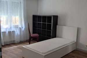 Wohnen mit Charakter: Drei Zimmer in der Würzburger Semmelstraße