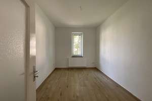 Einziehen in 48 Stunde! Modernisierte Erdgeschosswohnung in Top-Zustand! – Putziger Straße 18, 26388 Fedderwardergroden, Wilhelmshaven – Vorschaubild 12