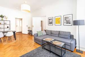 3-Zimmerwohnung in Top Lage: Stuck, Dielenboden und Balkon! Jetzt provisionsfrei und bezugsfertig! – Die vollständige Adresse der Immobilie erhältst du vom Anbieter., 10119 Prenzlauer Berg, Berlin – Vorschaubild 1