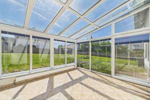 Ihr Traum vom Eigenheim: Wintergarten, Doppelgarage & viel Garten inklusive! – Die vollständige Adresse der Immobilie erhältst du vom Anbieter., 84056 Rottenburg an der Laaber – Vorschaubild 4