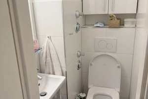 Sonniges Juwel in Blankenese: Gepflegte 3-Zimmer-Wohnung mit Süd-Balkon und Tiefgarage – Die vollständige Adresse der Immobilie erhältst du vom Anbieter., 22587 Blankenese, Hamburg – Vorschaubild 9