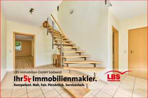 Charmantes Wohnhaus mit Doppelgarage und großzügigem Grundstück – Donnersbergkreis – Vorschaubild 3
