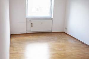 QI: Stadtnah, ruhig, im Grünen – moderne 3-Zimmer-Wohnung mit Balkon zum Wohlfühlen – Die vollständige Adresse der Immobilie erhältst du vom Anbieter., 30459 Ricklingen (Ortsteil), Hannover – Vorschaubild 11