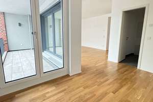 Eckwohnung mit Südloggia & bodentiefen Fenstern – bezugsfertig in Frankfurt – In der Au 23, 60489 Rödelheim, Frankfurt am Main – Vorschaubild 2