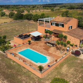 Ländliches Anwesen mit maximaler Privatsphäre und Chill-out-Bereich mit Pool in Campos