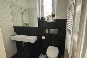 TOP Vollmöblierte 2-Zi. Altbau-Wohnung mit Balkon (Abschlag für Möbel) – Gutenbergstrasse 90-110, 70197 Rotebühl, Stuttgart – Vorschaubild 4