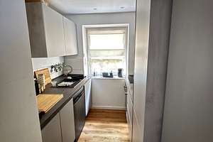 Hochwertig renovierte und möblierte 2-ZKB mit EBK, Terrasse + Garage – Winterbergstraße 20a, 66119 Sankt Arnual, Saarbrücken – Vorschaubild 3
