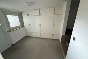 Geräumige, exklusive und gepflegte 4,5-Raum-Maisonette-Wohnung mit Einbauküche in Essen – Die vollständige Adresse der Immobilie erhältst du vom Anbieter., 45289 Burgaltendorf, Essen – Vorschaubild 8