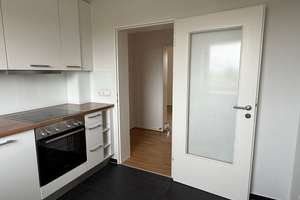 Schöne 3-Zimmer-Wohnung mit Loggia und inkl. Keller in Hamburg-Eißendorf – Strucksbarg 49, 21077 Eißendorf, Hamburg – Vorschaubild 4