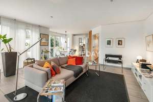 Exklusives Wohnen am Waldrand in Stuttgart-Schönberg – hochwertige DHH mit über 250 m² Nutzfläche! – Die vollständige Adresse der Immobilie erhältst du vom Anbieter., 70599 Schönberg, Stuttgart – Vorschaubild 1