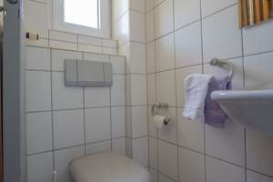 Attraktives REH mit schönem Garten und Garage in guter, ruhiger Wohnlage von Nieder-Eschbach. – 60437 Nieder-Eschbach, Frankfurt am Main – Vorschaubild 6