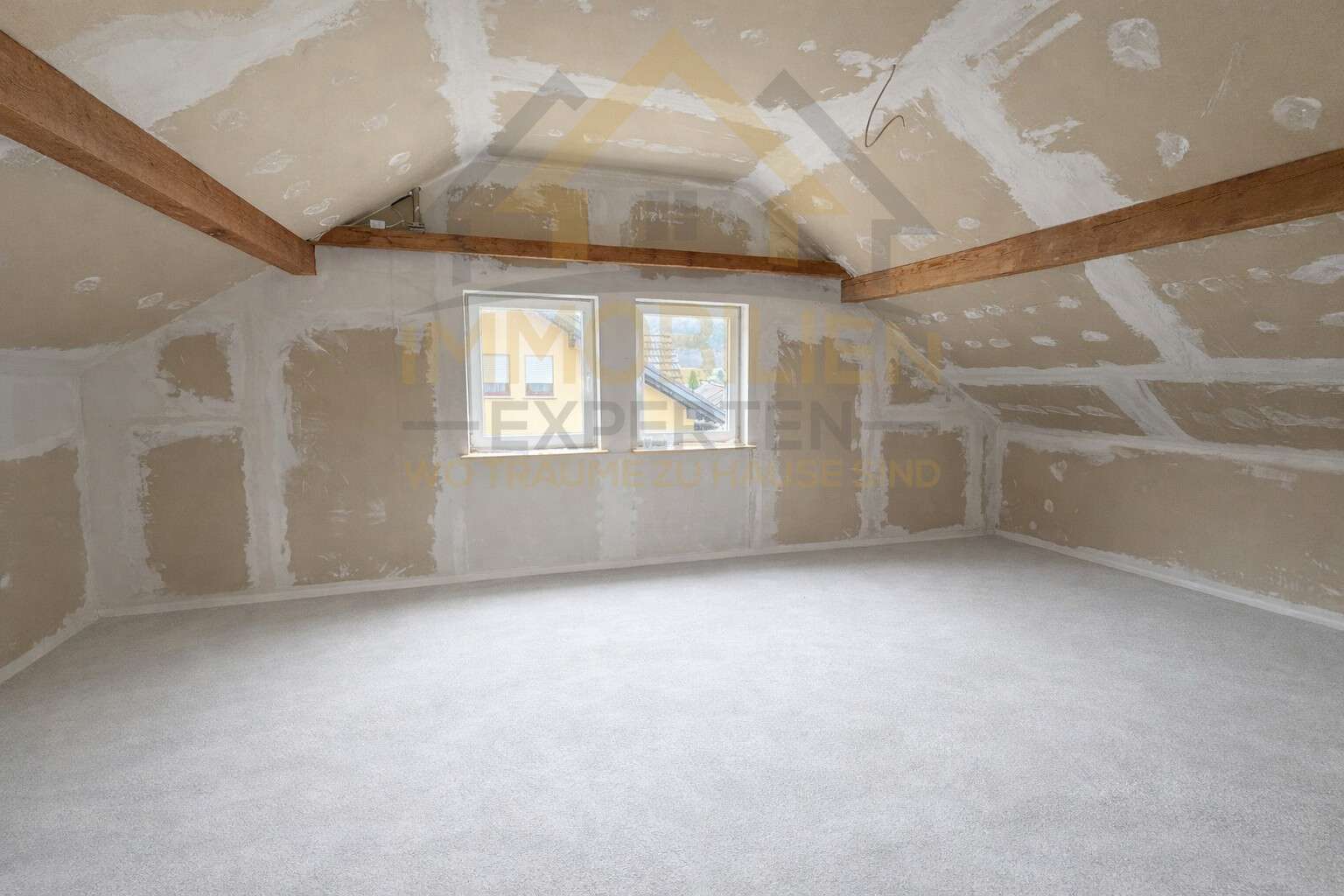 Immobilie in Weilbach - Sonnige Aussichten in Weilbach: Naturverbunden wohnen mit stilvoller Einliegerwohnung - Bild 2