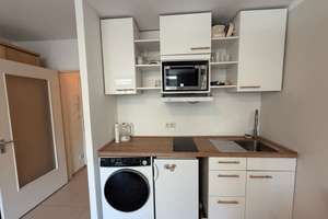 MODERN CITY STUDIO IN CHARLOTTENBURG – QUIET COURTYARD, WEST BALCONY & OPTIONAL PARKING! – Die vollständige Adresse der Immobilie erhältst du vom Anbieter., 10627 Charlottenburg, Berlin – Vorschaubild 8