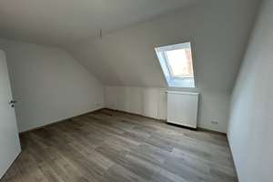 frisch renovierte 3-Zimmer-DG-Wohnung – Hannoversche Straße 61a, 38116 Westliches Ringgebiet, Braunschweig – Vorschaubild 4