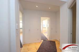 Weitblick mit Augenzwinkern – hier schaut nur die Sonne rein... – Die vollständige Adresse der Immobilie erhältst du vom Anbieter., 10245 Friedrichshain, Berlin – Vorschaubild 5