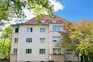 *  Ruhige Lage, helle Wohnung mit Wintergarten  - ID 6579  * – Die vollständige Adresse der Immobilie erhältst du vom Anbieter., 1187 Südvorstadt-West, Dresden – Vorschaubild 1