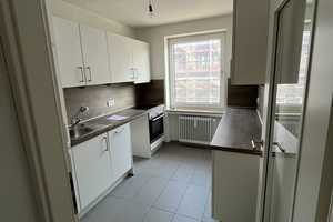 Schöne, helle 2-Zimmer-Wohnung mit Balkon in der Maxvorstadt – Theresienstraße 21, 80336 München – Vorschaubild 4