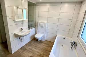 Großzügiges 1–2-Familienhaus mit flexibler Mehrgenerationennutzung in Detmold – Die vollständige Adresse der Immobilie erhältst du vom Anbieter., 32758 Detmold – Vorschaubild 9