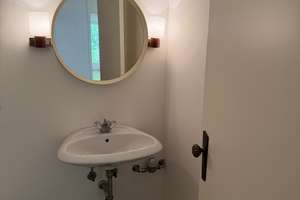 KHALIL WAKED IMMOBILIEN! Top Lage in München- 3 Zimmer Erdgeschoss Wohnung mit Terrasse. – Stolzingstraße 4, 81927 Englschalking, München – Vorschaubild 8