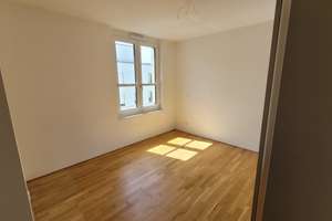 Von Privat: 3-Zimmer-Wohnung mit Balkon und Einbauküche in Mainz-Weisenau nahe Volkspark – Die vollständige Adresse der Immobilie erhältst du vom Anbieter., 55130 Weisenau, Mainz – Vorschaubild 3