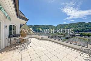 Panoramablick zur Reichsburg in bester Mosellage - außergewöhnliche Stadtvilla mit Privatsphäre – Die vollständige Adresse der Immobilie erhältst du vom Anbieter., 56812 Cochem – Vorschaubild 1