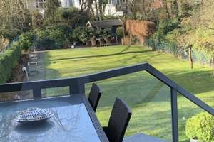 DIREKT vom EIGENTÜMER Wohnen am Alsterkanal mit Garten und Bootsanleger