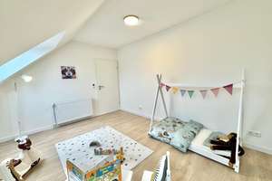 Sofort einziehen: sanierte 4-Zimmer-Maisonette mit zwei Bädern, zwei Balkonen und Stellplatz – Die vollständige Adresse der Immobilie erhältst du vom Anbieter., 23560 Sankt Jürgen, Lübeck – Vorschaubild 13