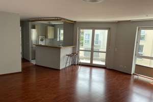 Sanierte 2-Raum-Wohnung mit Balkon und Einbauküche in Wiesbaden – Parkstraße 7, 65189 Nordost, Wiesbaden – Vorschaubild 1