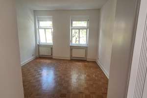 Helle großzügige 3 Zimmer-Wohnung mit Wohnküche, Südbalkon und Gartenmitnutzung im Zentrum Wieslochs – Gerbersruhstraße 29, 69168 Wiesloch – Vorschaubild 6