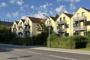 Ansprechendes Studentenapartment mit TG Stellplatz – Universitätsstraße 114, 93053 Regensburg – Vorschaubild 1
