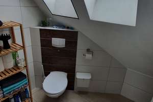 Für Eigennutzer u. Anleger:  Sanierte 73 m² DG-Wohnung · Fernwärme · provisionsfrei! – 33602 Mitte, Bielefeld – Vorschaubild 4