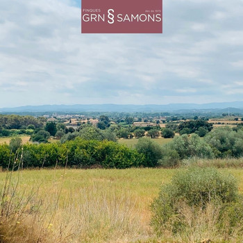 BAIX EMPORDÀ, GARRIGOLES, VERGES UND LA TALLADA D’ EMPORDÀ, LANDHAUS.