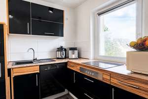 GELEGENHEIT: MFH-DHH mit 3 WE & kleiner Garten in familienfreundlicher Lage von Zuffenhausen! – Die vollständige Adresse der Immobilie erhältst du vom Anbieter., 70435 Zuffenhausen-Mitte, Stuttgart – Vorschaubild 8