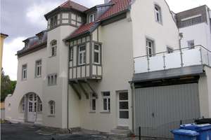 Schnuckelige Wohnung mit großem Balkon in zentraler Lage